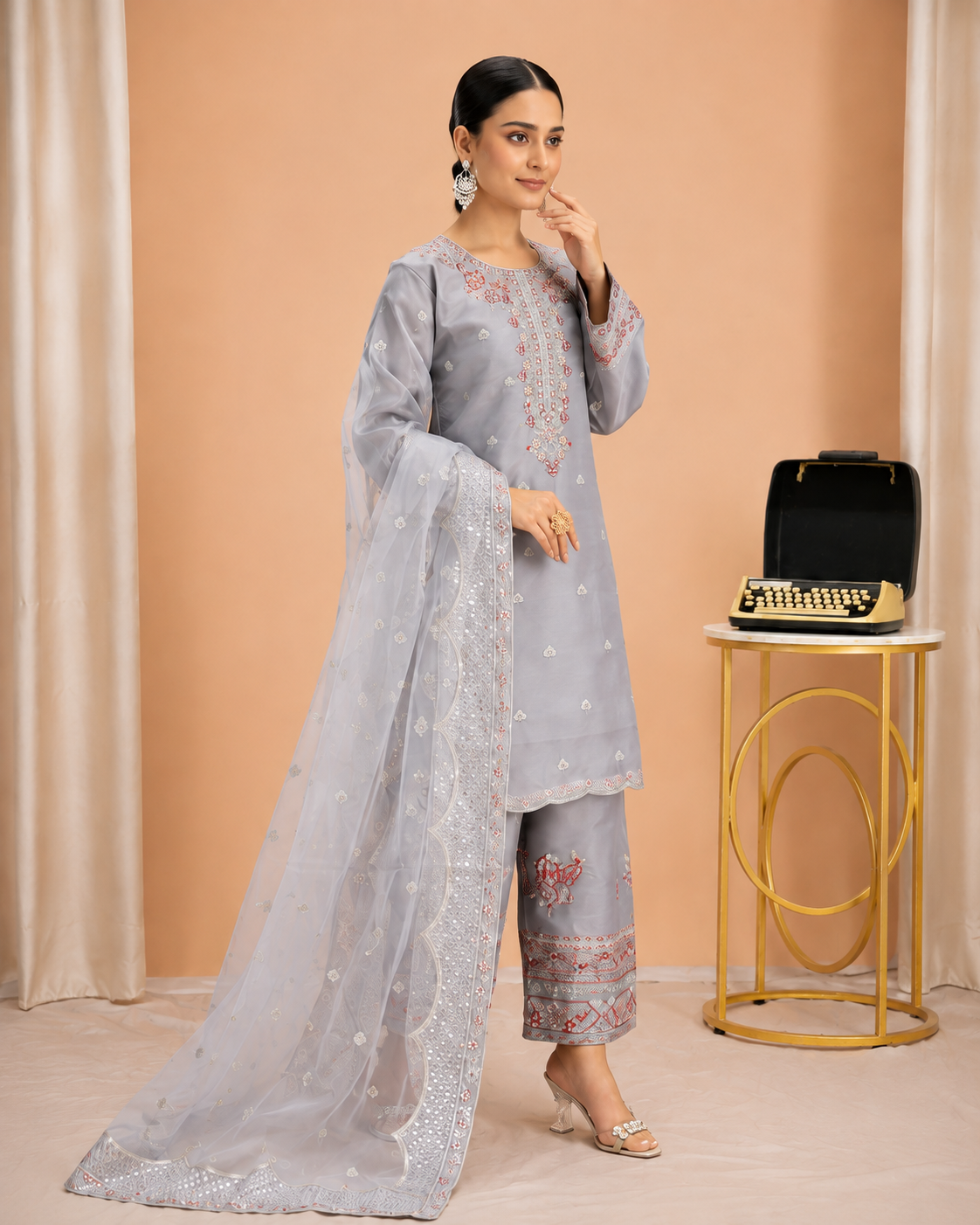 Silver Whisper 3-Piece Pret